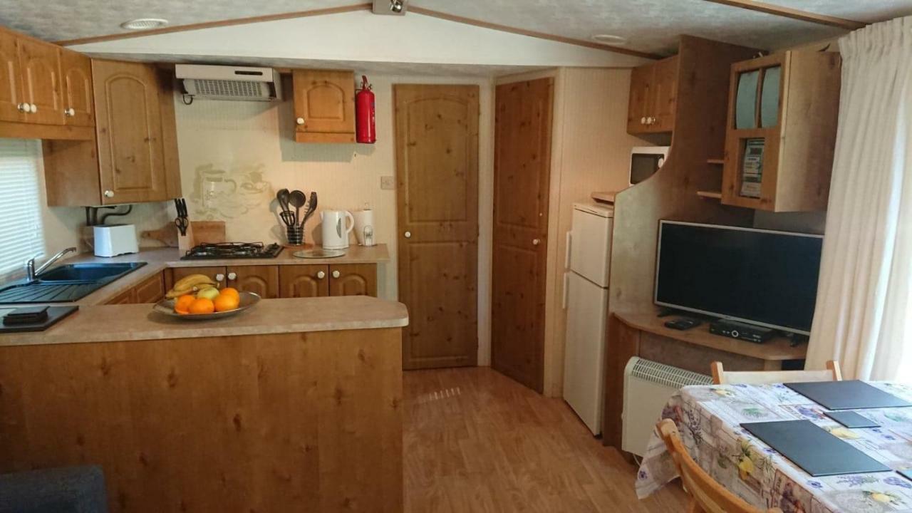 Mobile Home In Frejus, South Of France Exteriör bild